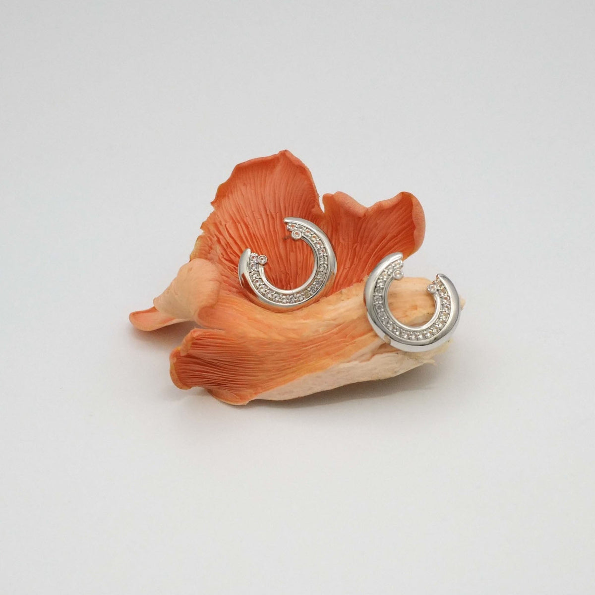 Lingzhi Gold Vermeil Earrings