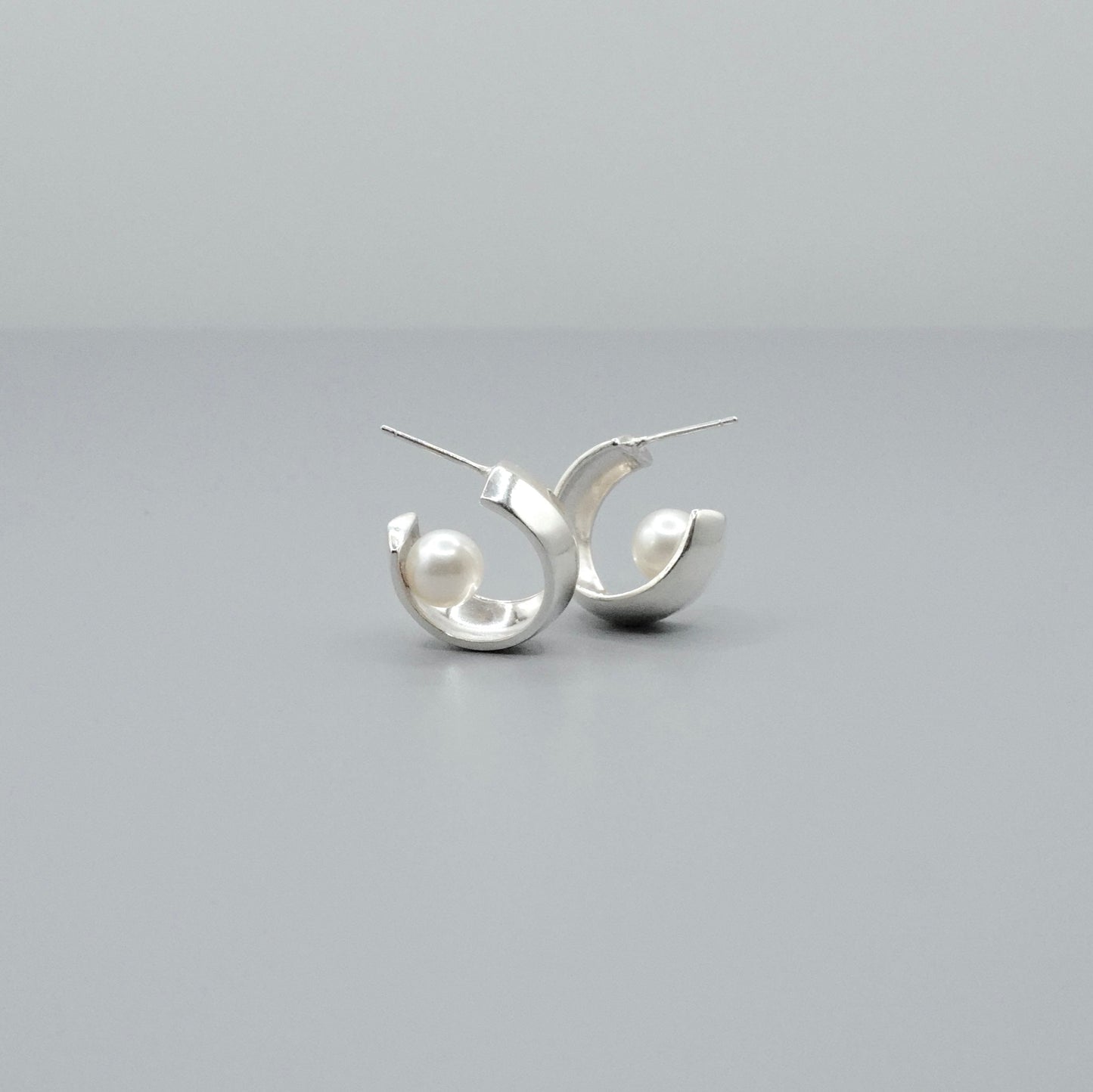 The Lune Silver Earrings